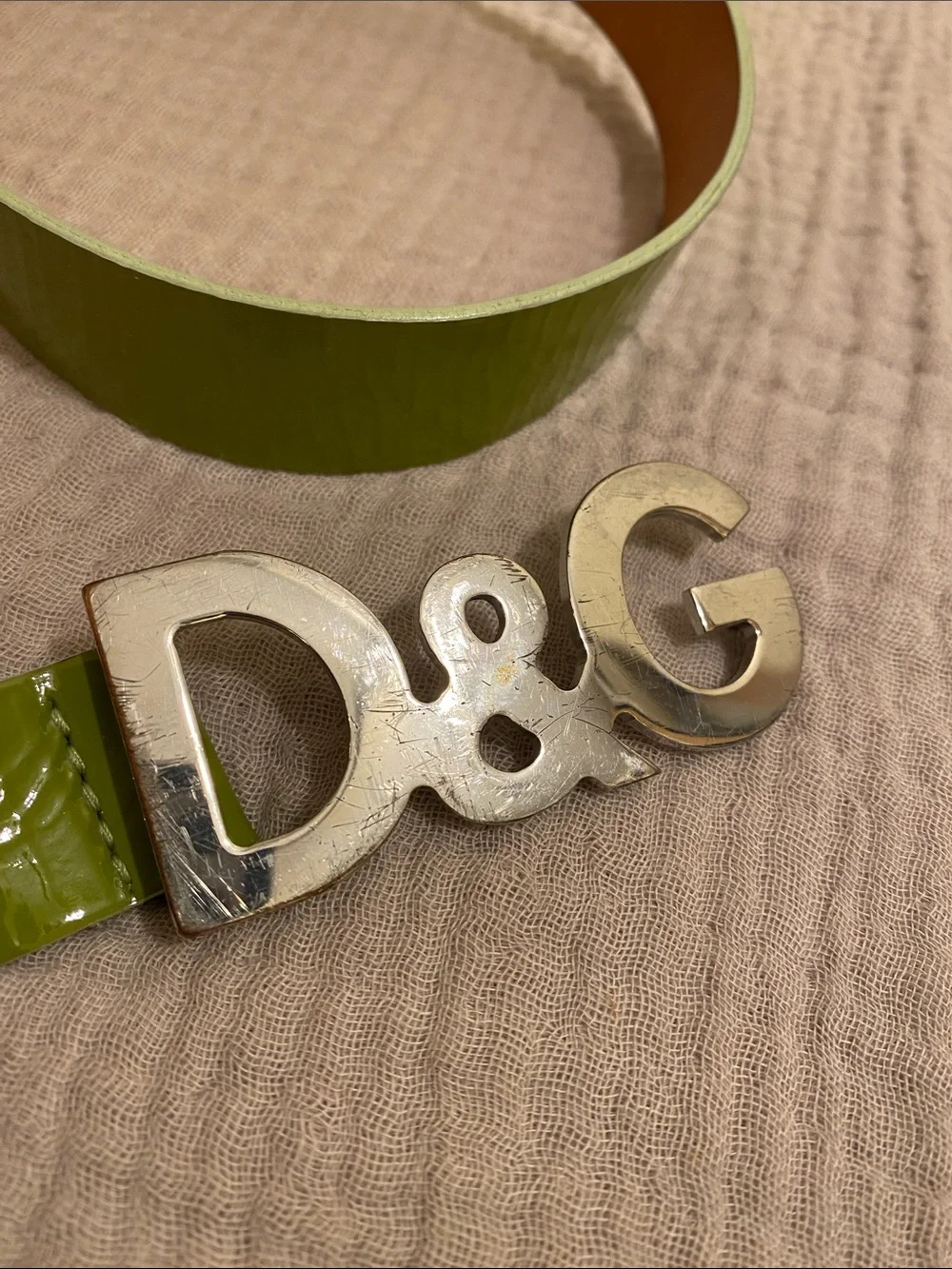 DOLCE & GABBANA D&G Lime Green Leather Belt with Silver Logo Buckle. Size 85
